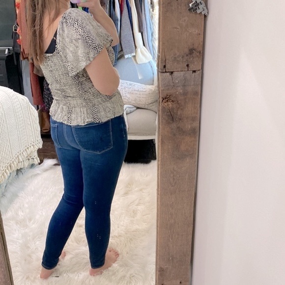 Jessica Simpson leopard print boho smocked top size large - Picture 4 of 7